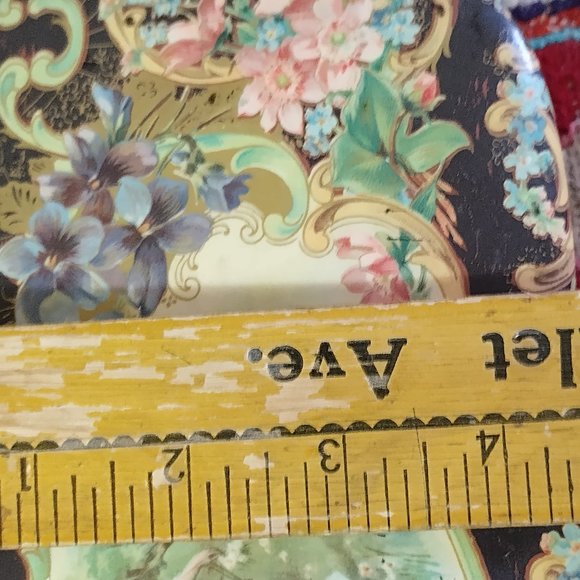 Large Victorian Wood and Celluloid Glove / Brush Box - Edwardian - Picture 14 of 15